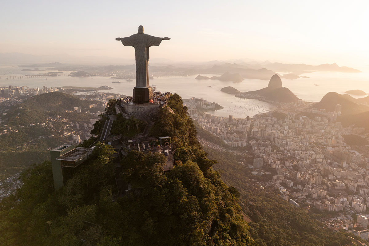    Вес статуи — около 635 т. Источник: Shutterstock