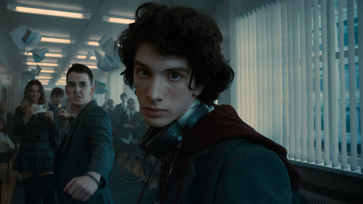 Кадр из фильма «Сто лет тому верёд»