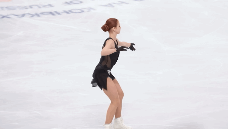 Четверной флип Александры Трусовой