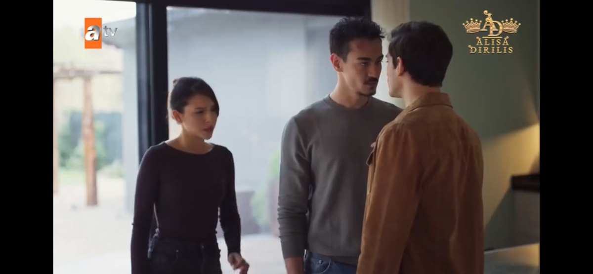 Стоп кадр из сериала «Долг жизни»