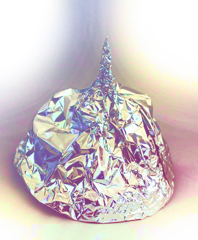 Читеры сновидений в шапочках из фольги 