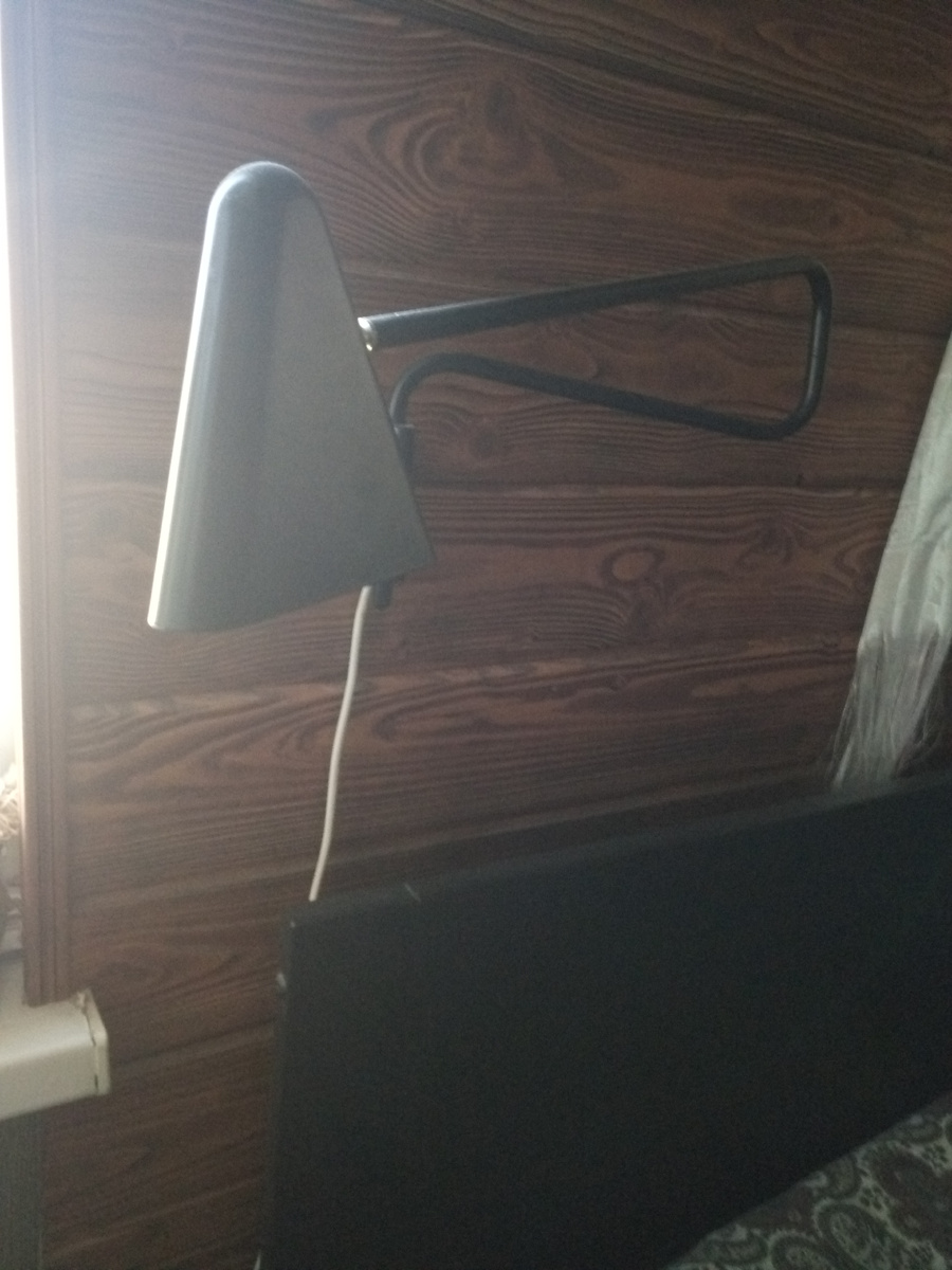 бра PS 2012 дизайнера Johanna Jelinek вблизи