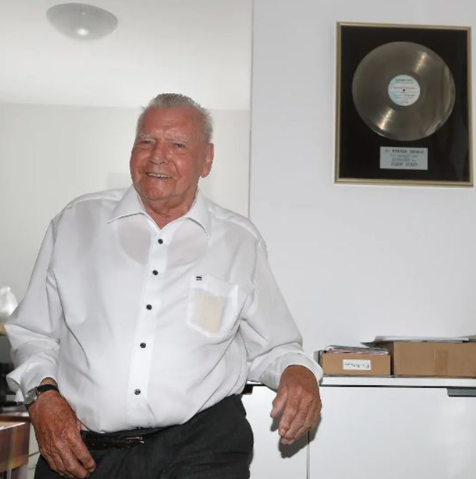 Вернер Томас - создатель Танца маленьких утят