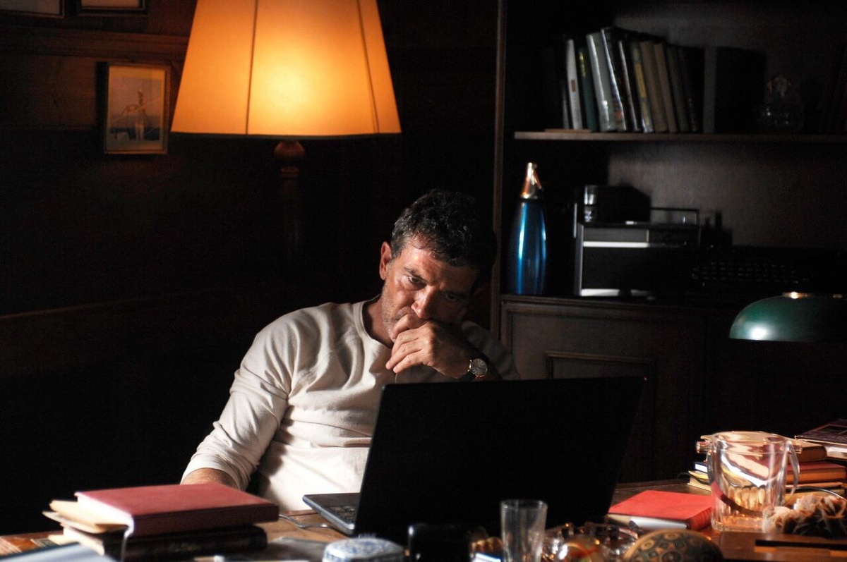 Кадр из фильма «Черная бабочка» (2017)