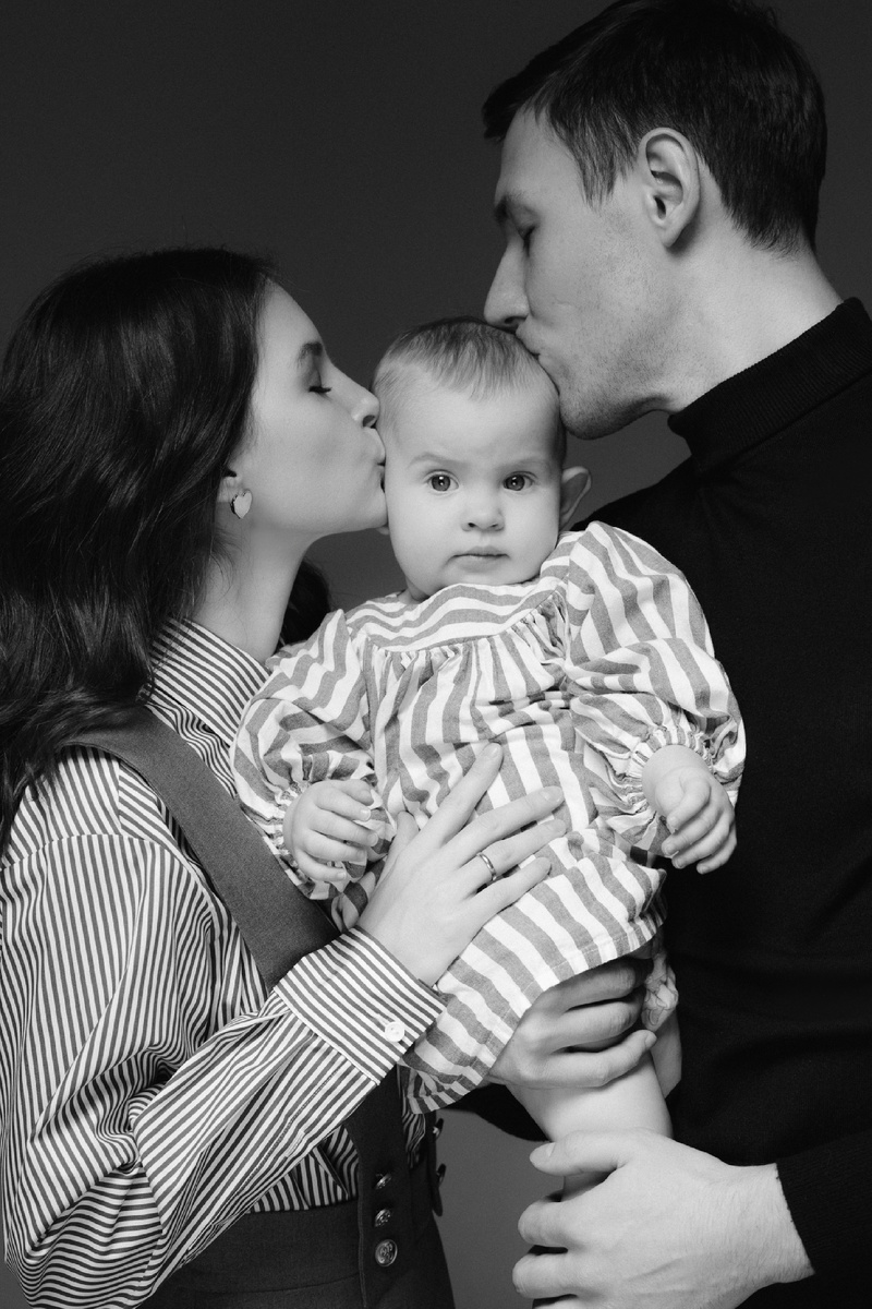 Наша семья. Фотосессия на 1 годик