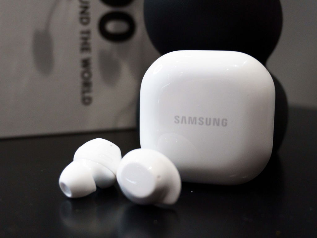    Galaxy Buds Core