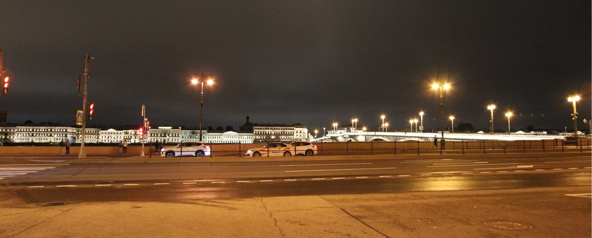 Набережная Невы