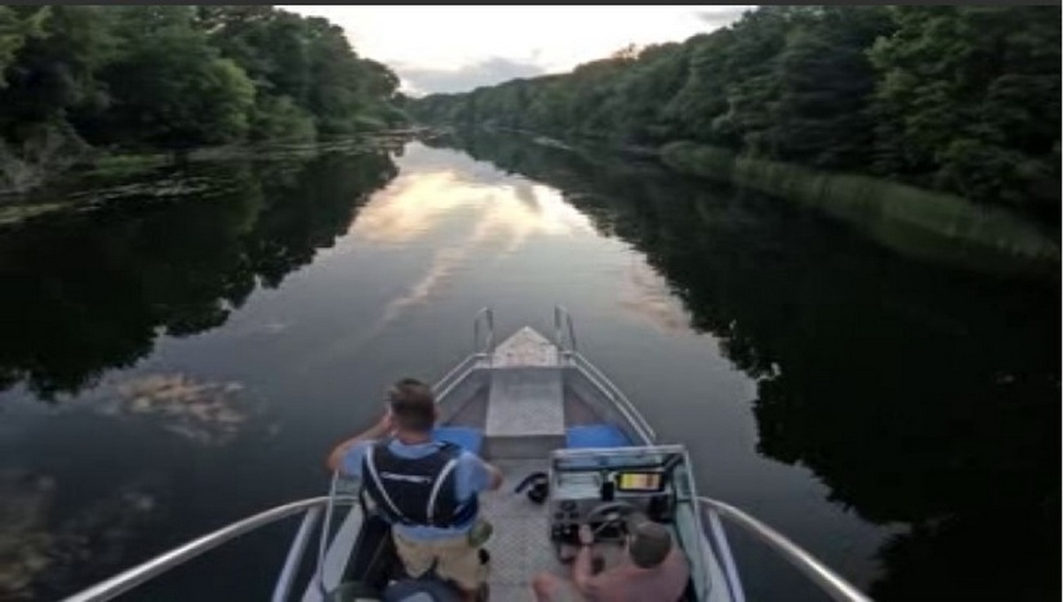    Тонкости охраны береговой полосы: Сейм обрастает постройками – экоактивисты бьют тревогу
