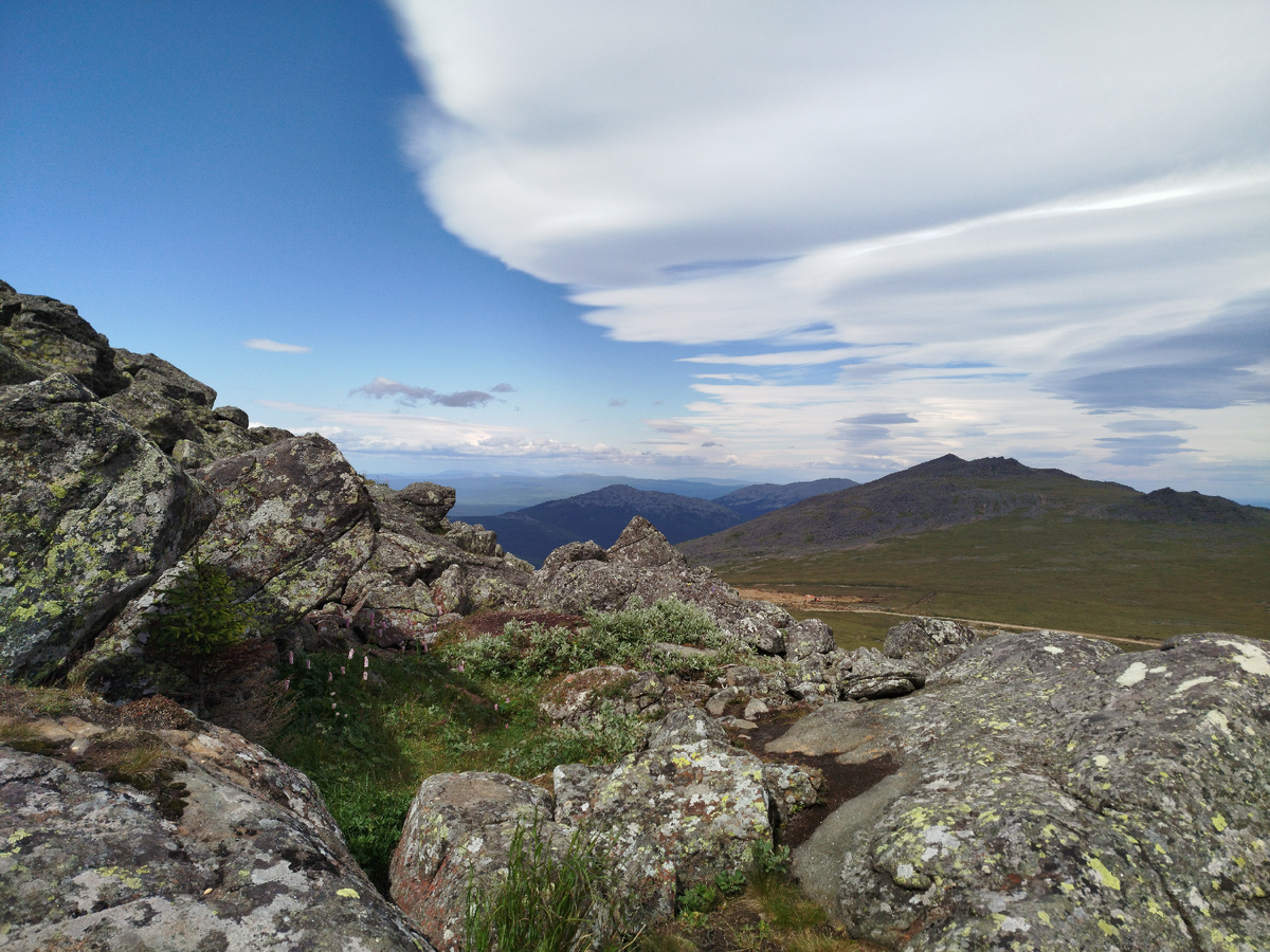Склон Конжака, Иовское плато