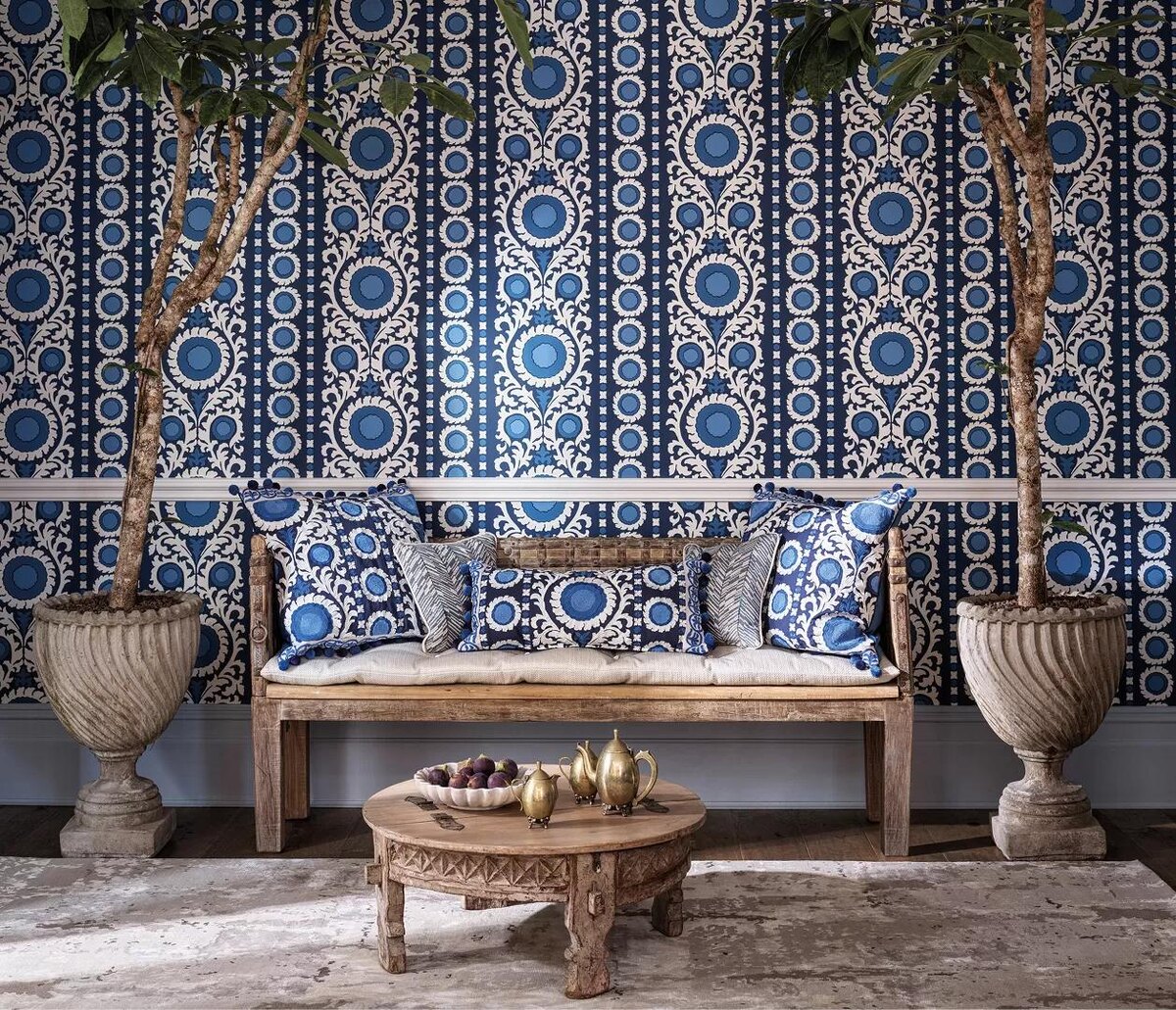 Обои с дамаском