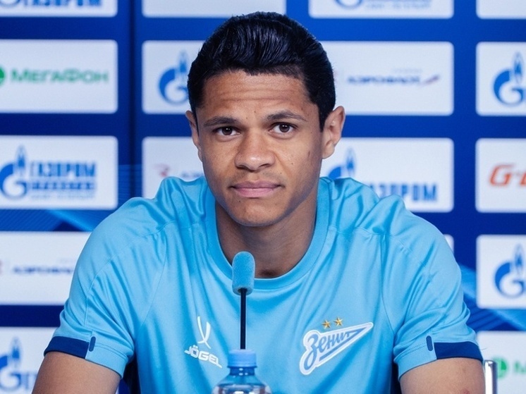     Дуглас Сантос играет за «Зенит» с 2019 года. Фото: пресс-служба ФК «Зенит»