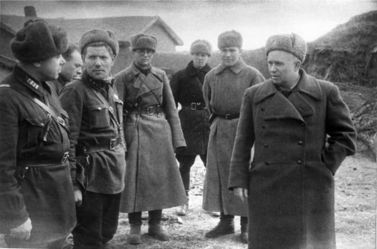Н.С. Хрущев на фронте