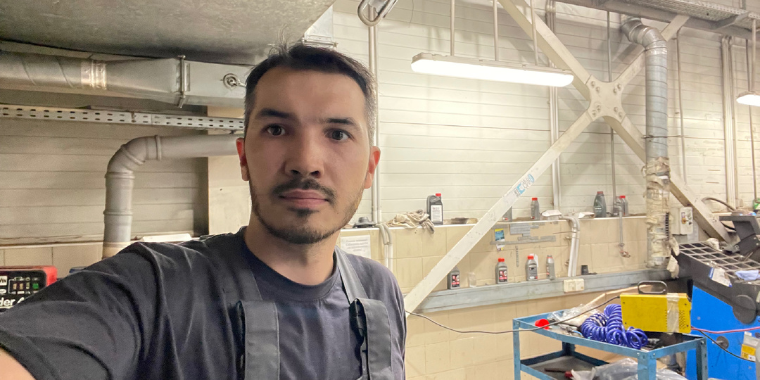 Я устроился автомехаником к официальному дилеру. Рассказываю первые секреты