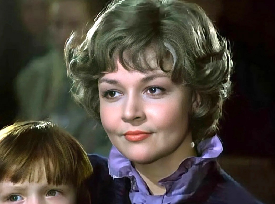 Ирина Акулова в фильме "Экипаж", 1979 г.