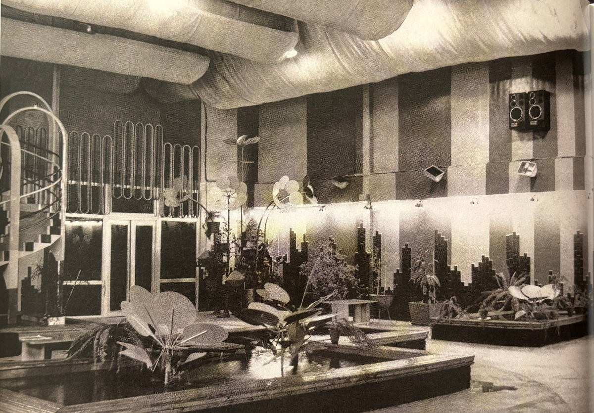 АБК "Южный" на Надежде (НМЗ); фото из Интернета