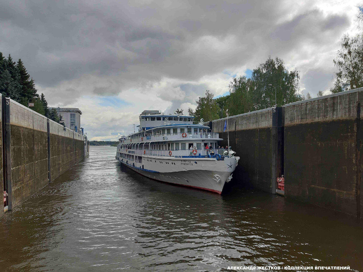 Городецкий гидроузел. Фото автора
