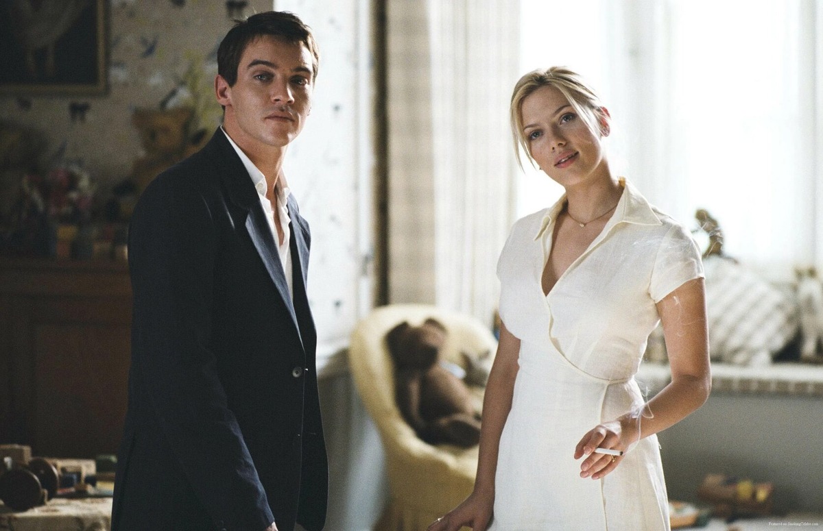 Кадр из фильма "Матч поинт"