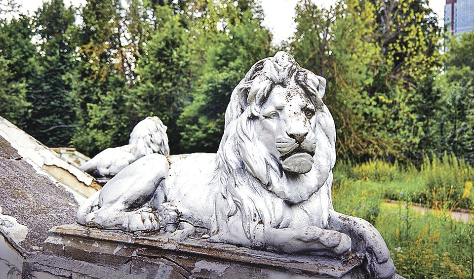    Фирменный знак архитектора - львы на мраморной лестнице. Фото: t.me/s/mos_sobyanin