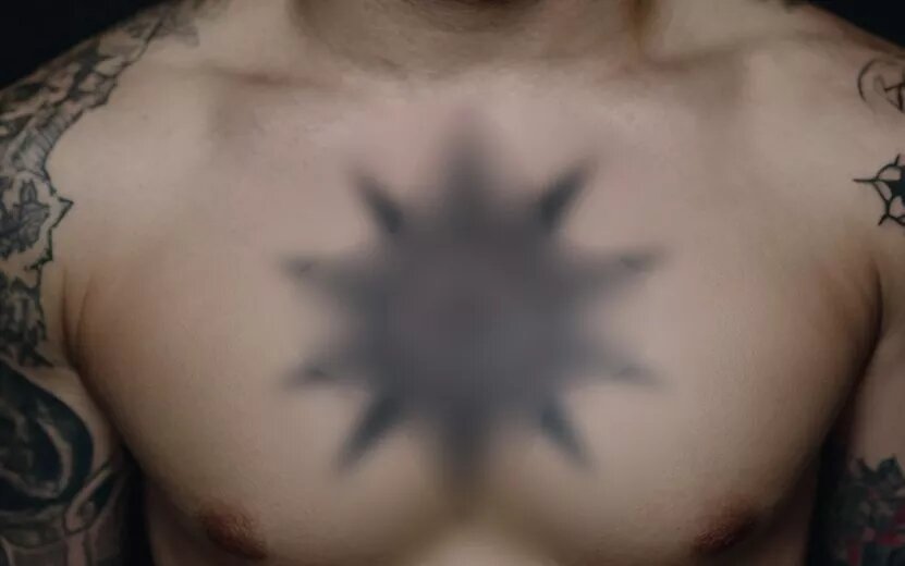    Жителя Ижевска отправили в колонию строгого режима за экстремистскую татуировку