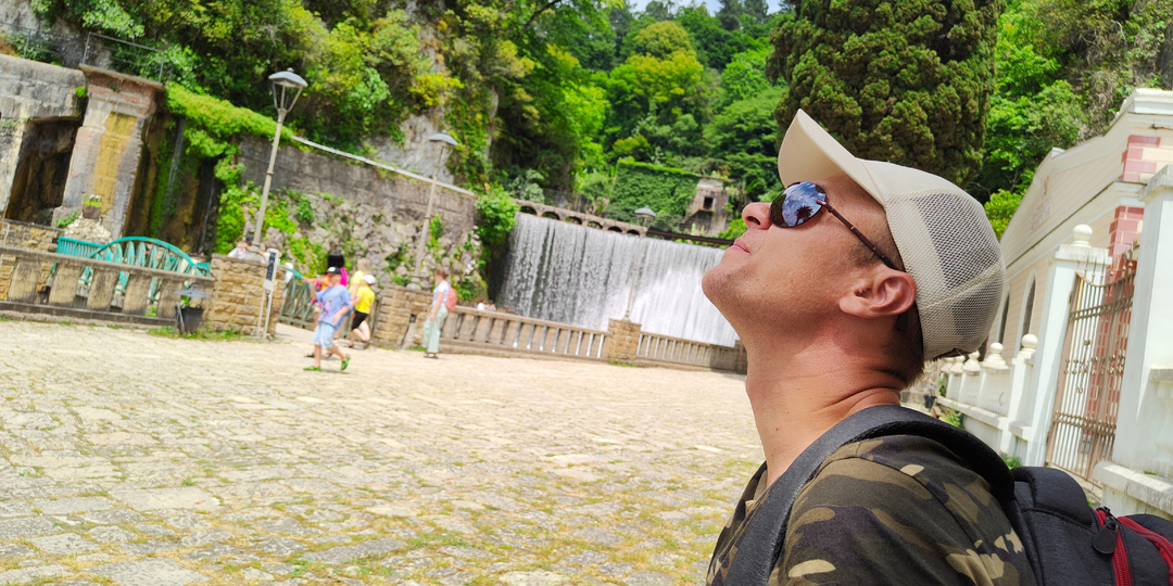 15 красивых мест, которые стоит посетить в Новом Афоне