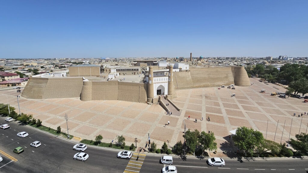 Бухара: цитадель Арк и площадь Регистан, вид с башни Шухова