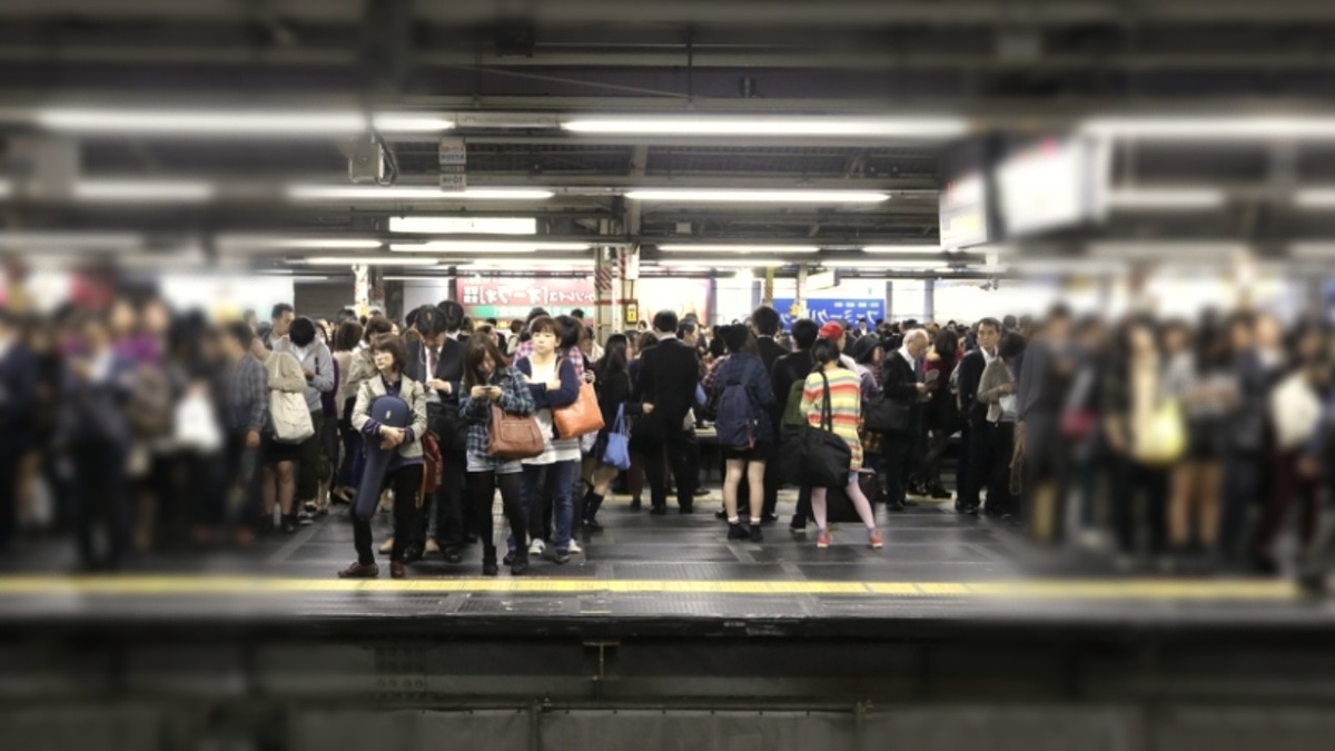 Фото из открытых источников. Метро в Токио.