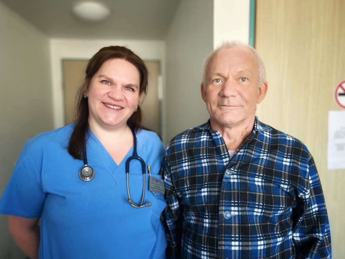 На фото:
Врач-кардиолог: Абрамова Галина Николаевна
Пациент: Соломка Андрей Георгиевич