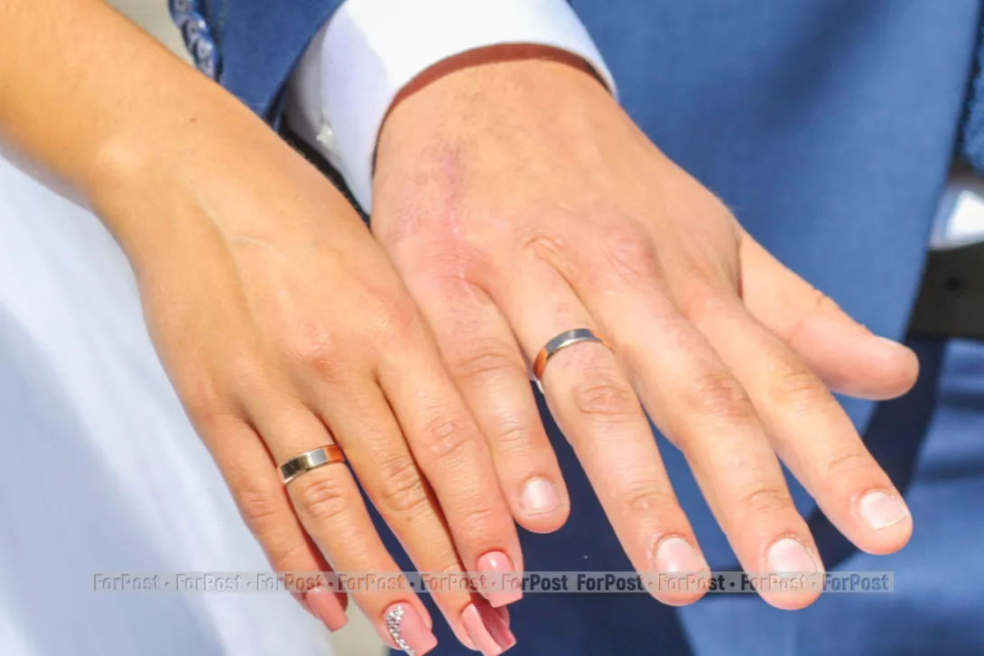 Всё чаще пары готовы воплощать нестандартные сценарии
Фото:
Ирина Горобец / ForPost