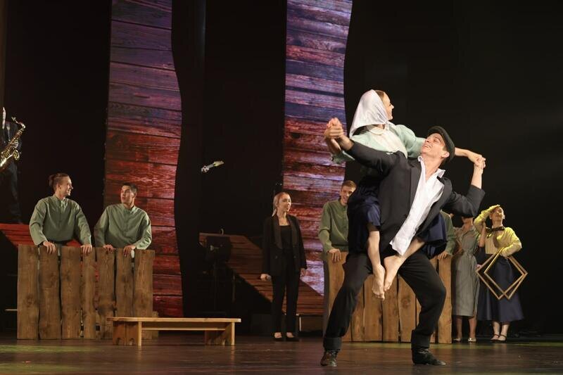 Листайте вправо, чтобы увидеть больше изображений