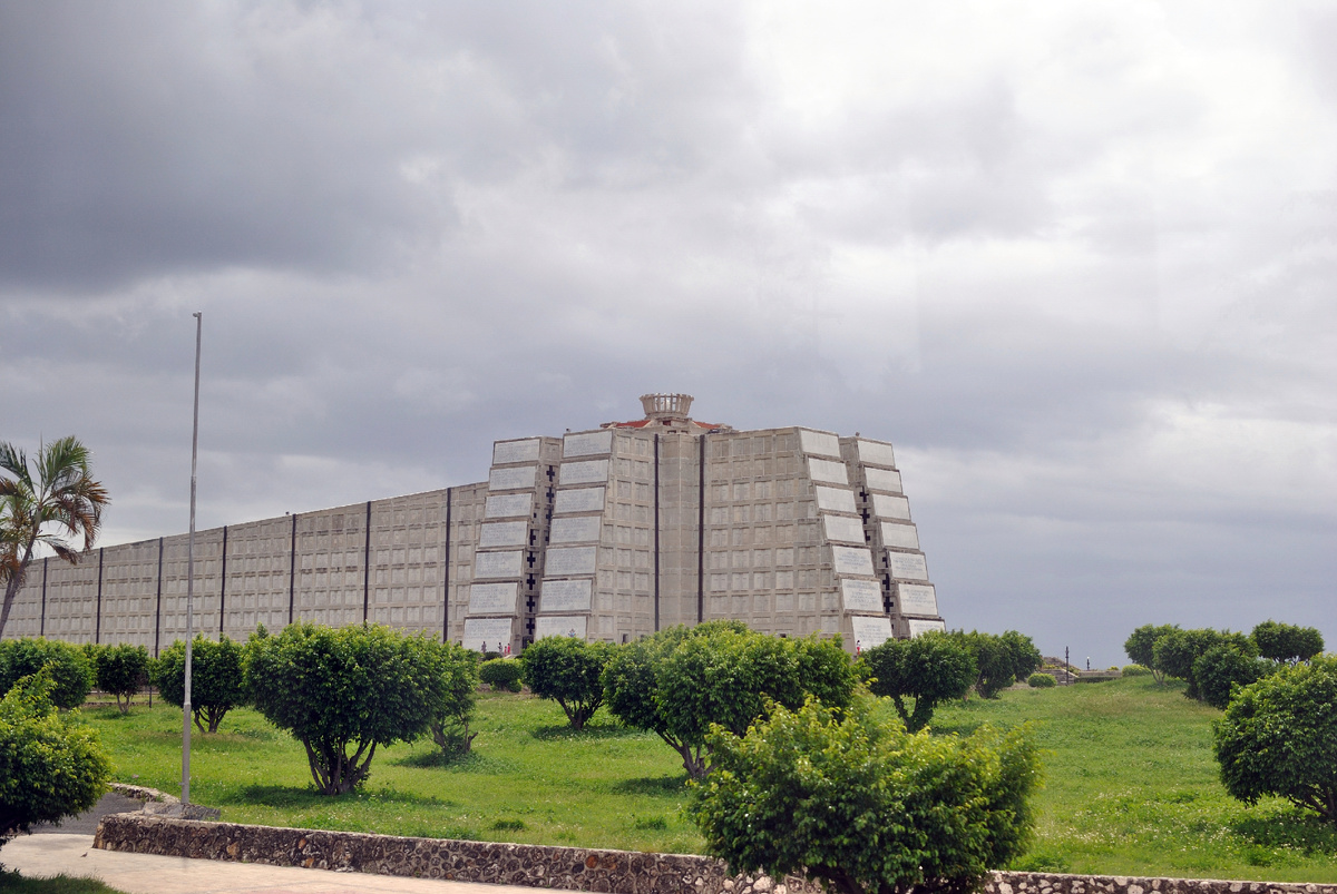 вид из автобуса, когда уже отъехали подальше