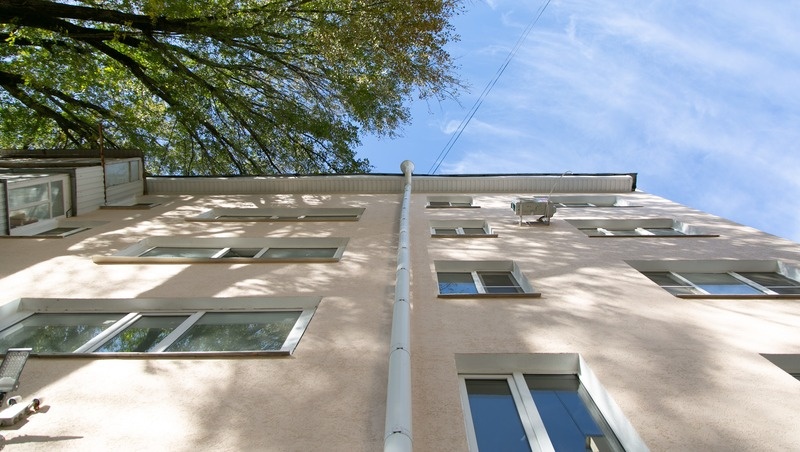    Старые инженерные сети в домах уже не подходят под современные реалии, поэтому сети меняют Фото: Валерия Алтухова / / ИА «Победа26»