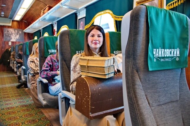    Вагоны оформлены в стиле ретро. Фото: Министерство по туризму Удмуртской Республики