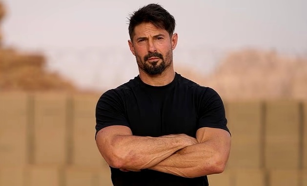 Исследование показало, что самки приматов часто отталкивают самцов и контролируют процесс спаривания.