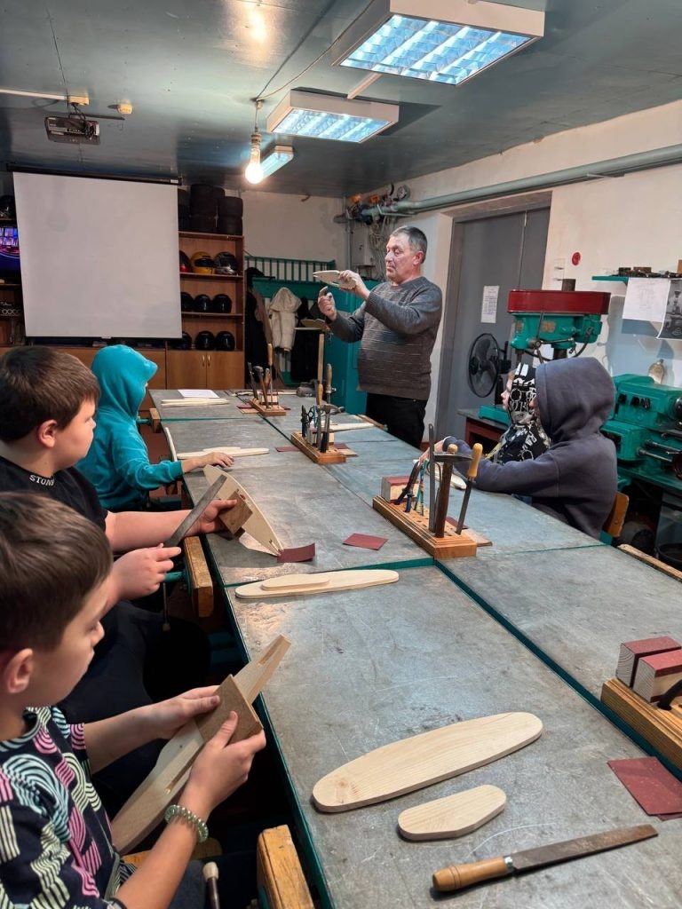 Листайте вправо, чтобы увидеть больше изображений