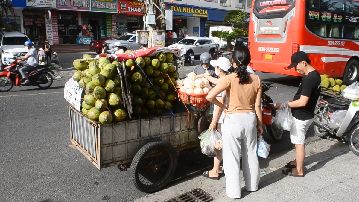 Улица Хон Чонг в Нячанге.