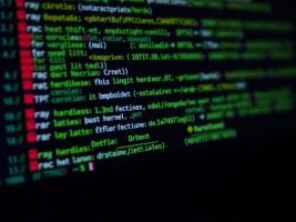 Если ты когда-нибудь копался в веб-разработке или просто пытался понять, что происходит между браузером и сервером, то наверняка слышал про HTTP-заголовки. Несмотря на кажущуюся техническую сложность, они — ключ к тому, как именно общаются сайты и приложения. Сегодня разберёмся, что это такое, зачем нужны HTTP-заголовки и как с ними работать, чтобы понимать, как устроен современный веб.