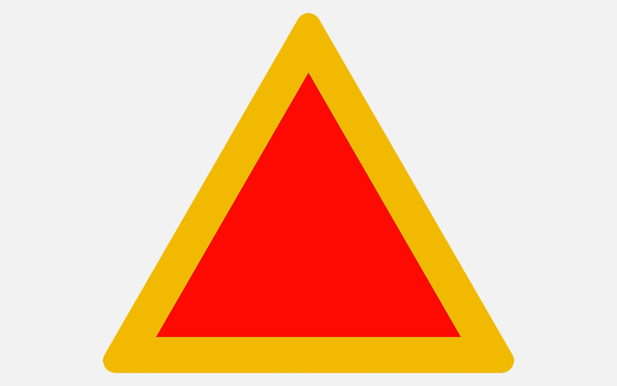 Wikipedia📷Тихоходное транспортное средство обозначается специальным знаком 9.10 по ГОСТу. Это ярко-красный треугольник со светоотражающей каймой