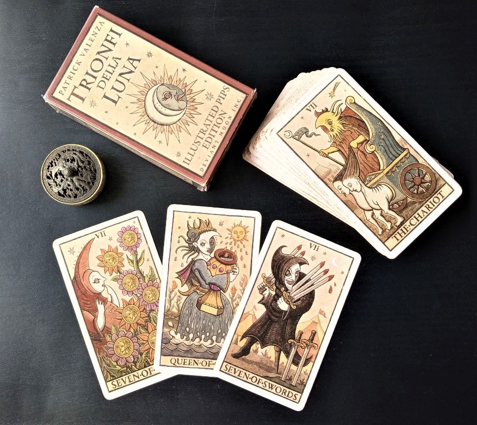 Ответ смотрим на колоде "Таро триумфальной Луны"