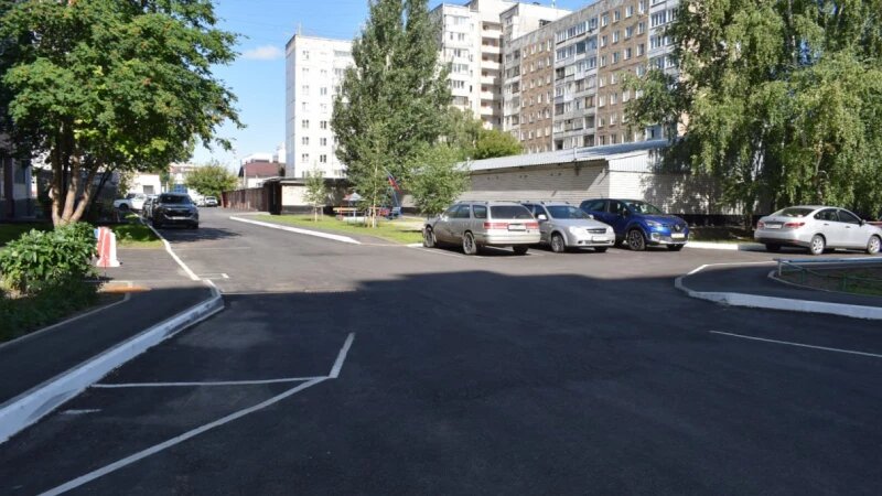     В Барнауле благоустраивают дворы в Индустриальном районе barnaul_org