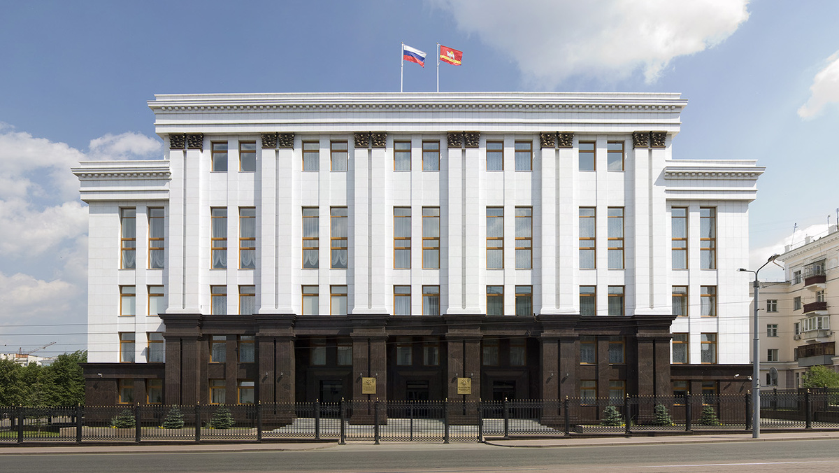  Sergey Ksen / Wikimedia commons (CC BY 2.0)- Резиденция губернатора и правительства Челябинской области