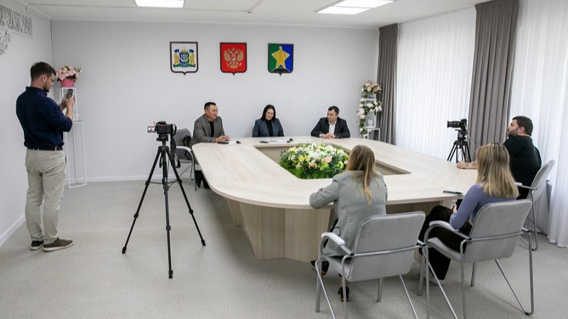    Выпускники бизнес-лаборатории для участников СВО из Сургутского района прошли обучение в Москве