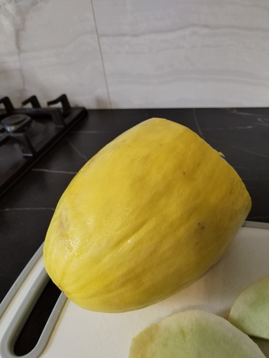 Незрелая дыня. 