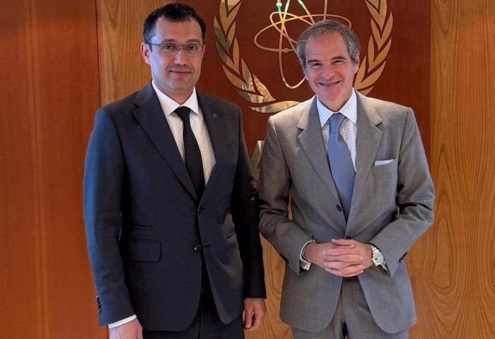 Встреча Хемра Аманназарова с Рафаэлем Гросси, 21 июля, 2025 г., Вена, Австрия (Фото: Посольство Туркменистана в Австрии)