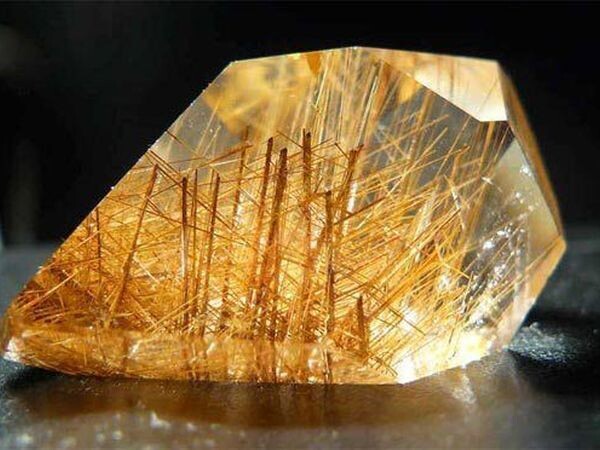 Фото из Интернета. Рутиловый кварц.