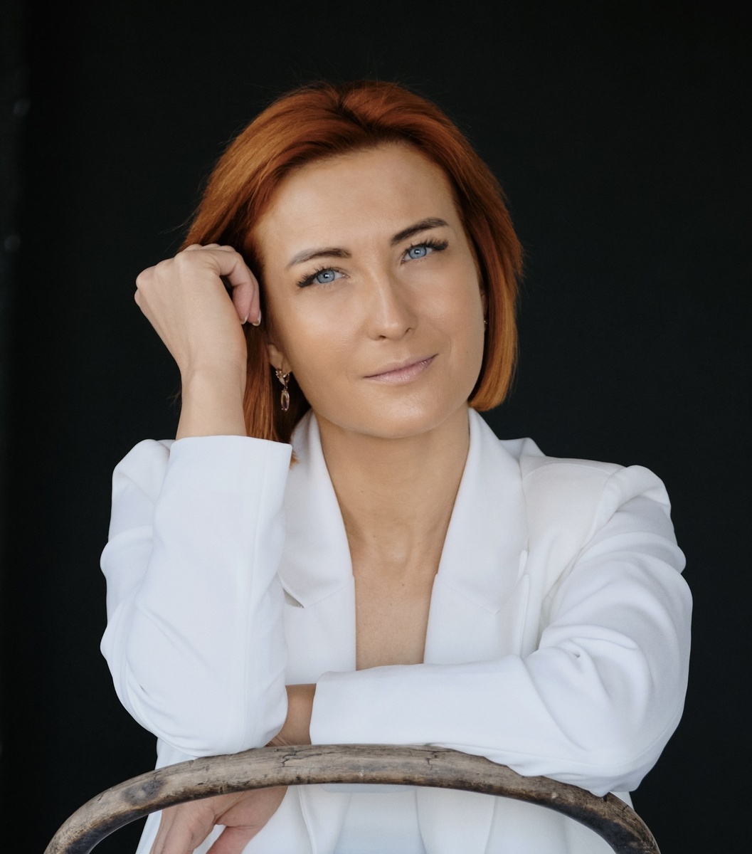 Меня зовут Светлана Колесникова, я SEO агентства брендинга и маркетинга BRAND IT! На этом канале я делюсь опытом продвижения бренда компании, личного бренда собственника бизнеса и HR бренда компании.
Подписывайтесь и следите за обновлениями!