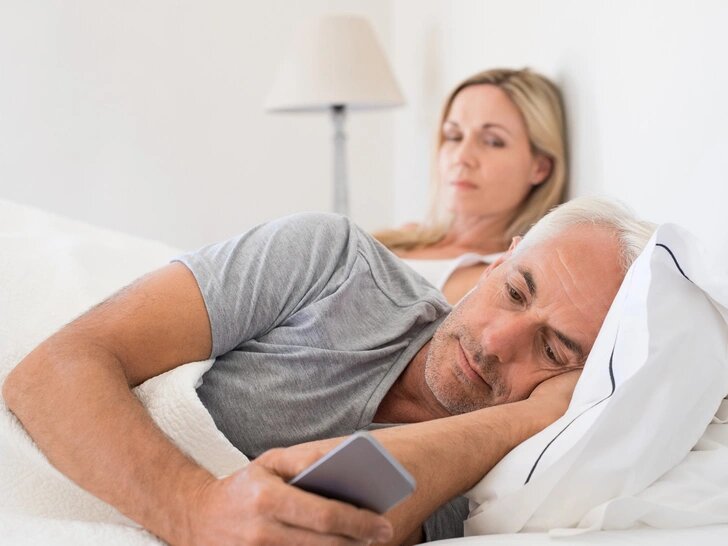 Как сохранить отношения после 30 лет брака, если чувства ушли