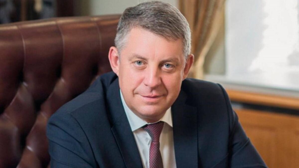 Фото: rutubelist.ru (URL https://pic.rutubelist.ru/video/2025-02-25/76/f1/76f1372a6382d77e55e6fdbb0d203f28.jpg)