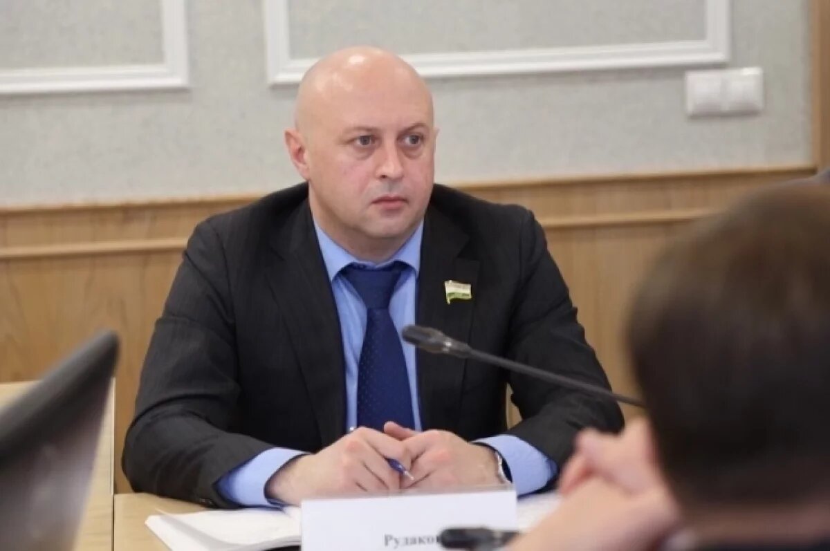    ЛДПР будет бороться с кадровым кризисом в медицине