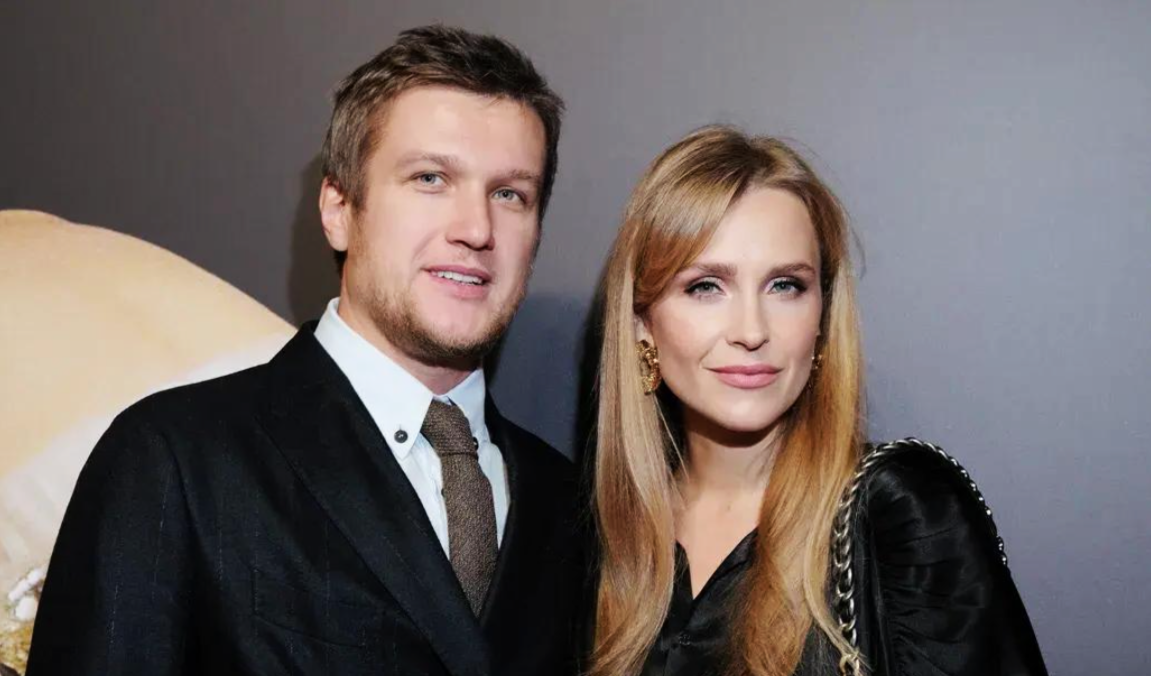 на фото Елена Дудина и Анатолий Руденко 