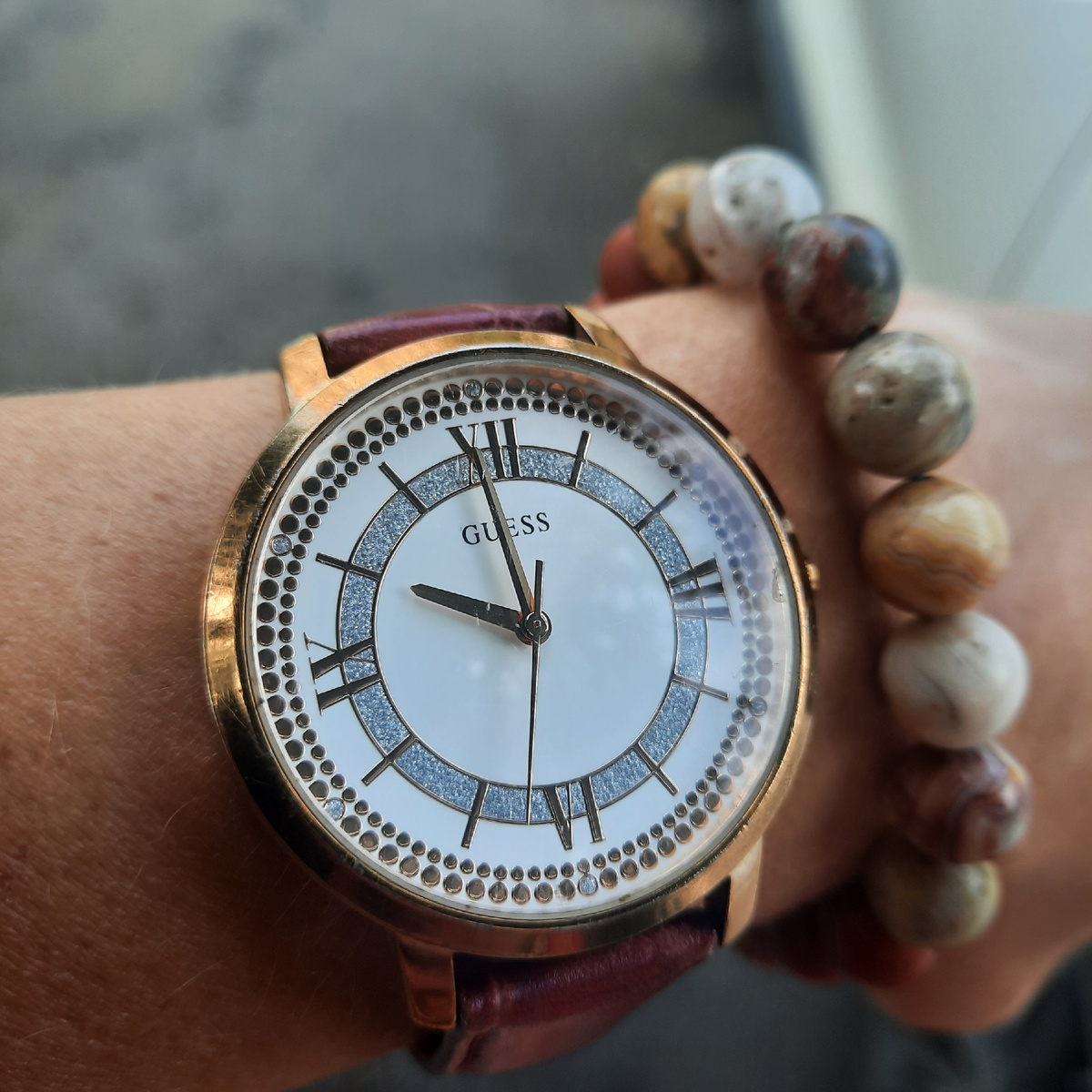 Время всегда идёт только вперёд